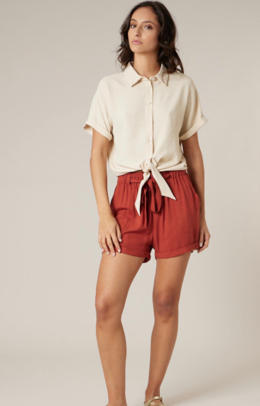 Chemise manches courtes beige